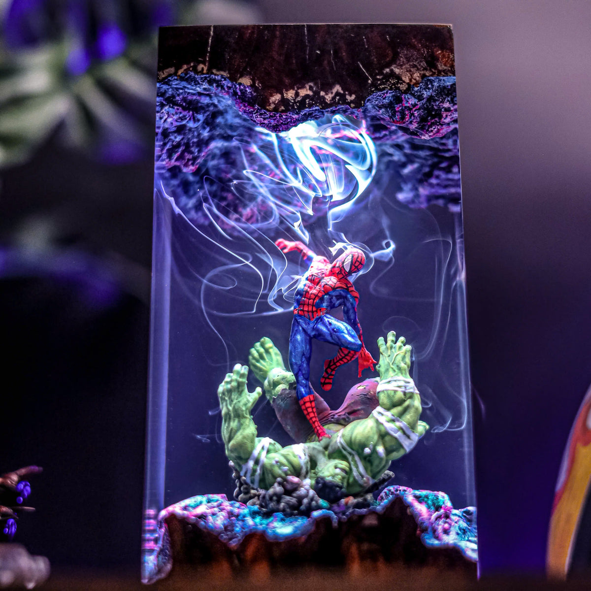 Goku SSJ 5 Resin Lamp - Dragon Ball Z