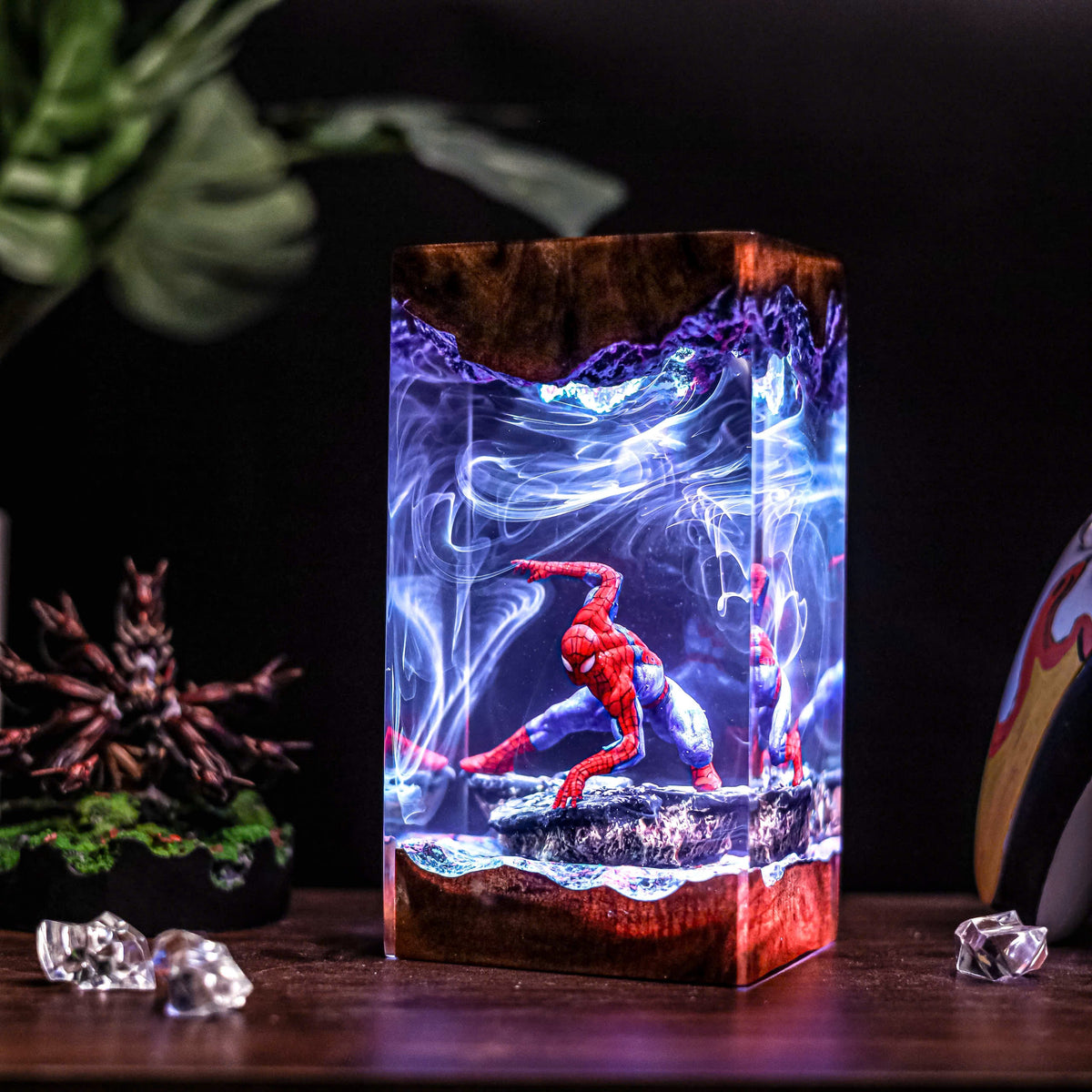 Goku SSJ 5 Resin Lamp - Dragon Ball Z