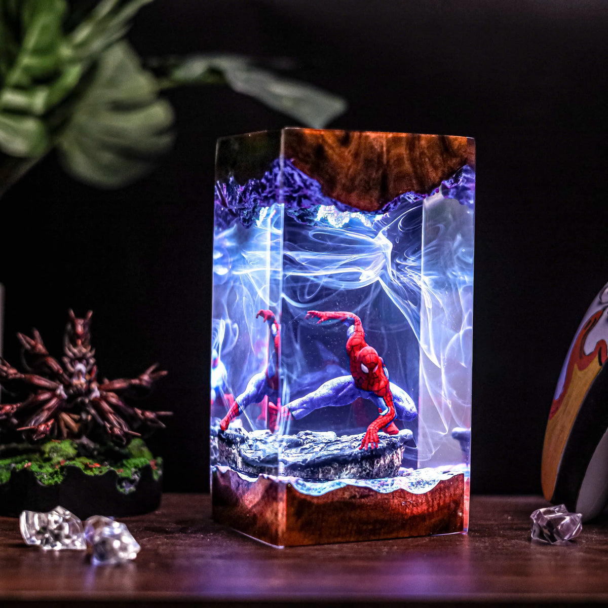 Goku SSJ 5 Resin Lamp - Dragon Ball Z